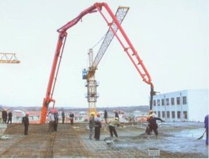 truck mounted concrete pump